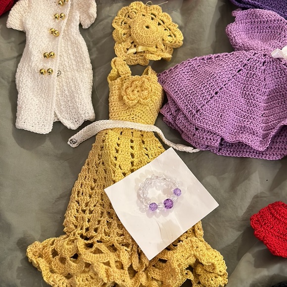 9 Handmade Barbie doll outfits - Picture 8 of 16